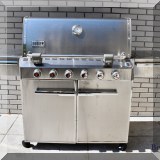 L01. Weber Summit direct connect gas grill. 